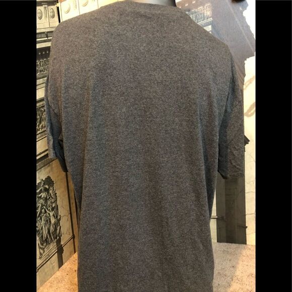 Fun shirt in Xl - Picture 3 of 3